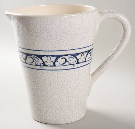 Dedham Rabbit 72 Oz Pitcher