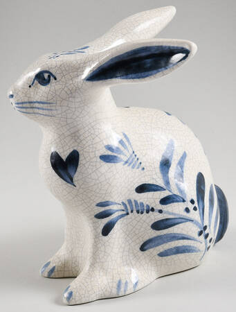 Dedham Rabbit Sitting Rabbit Figurine