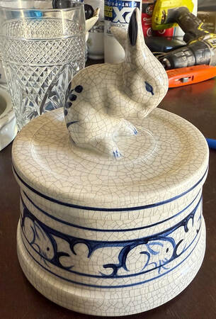 Dedham Rabbit Butter Tub