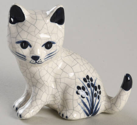 Dedham Rabbit Cat Figurine