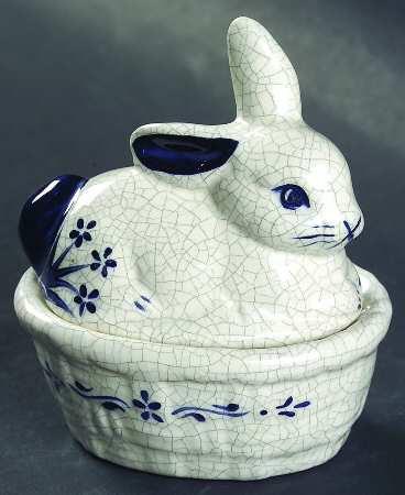 Dedham Rabbit Miniature Rabbit Box & Lid
