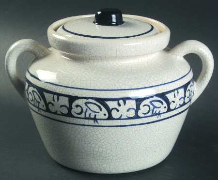 Dedham Rabbit 2 Qt Round Covered Casserole
