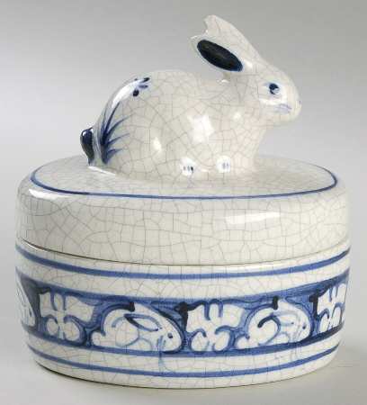 Dedham Rabbit Oval Box & Lid 4"