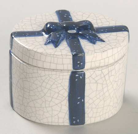Dedham Rabbit Small Oval Box & Lid