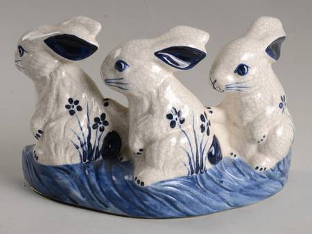 Dedham Rabbit Single China Bookend