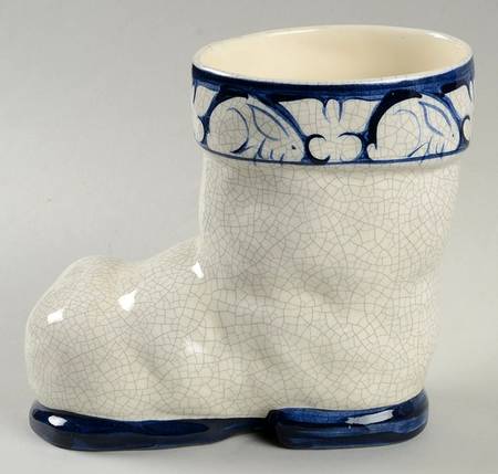 Dedham Rabbit Boot Vase