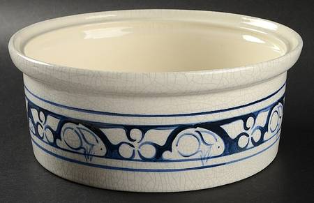 Dedham Rabbit 1.75 Qt Round Covered Casserole No Lid