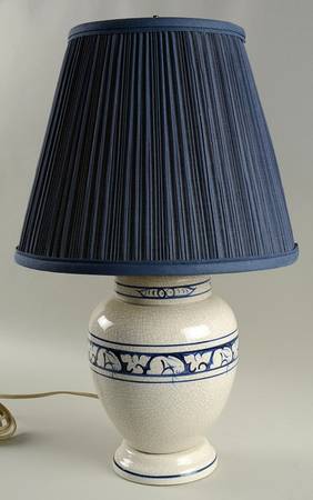 Dedham Rabbit 19" Electric Lamp & Shade