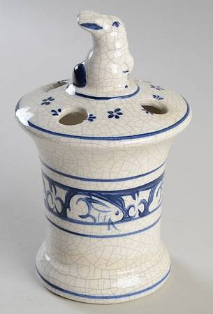 Dedham Rabbit Toilet Brush Holder