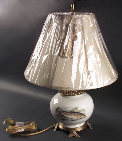 Compleat Angler Fern Globe Vase Lamp & Shade