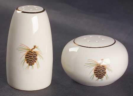 Pinecone Salt & Pepper Set