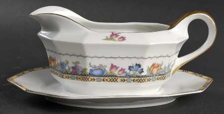 Newport (White) Gravy Boat with Attached Underplate