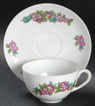 PUN38 Flat Cup & Saucer Set