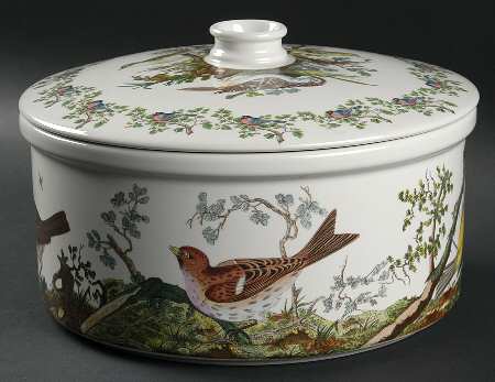 Birds of Britain 4 Quart Round Covered Casserole