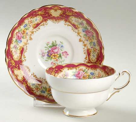 Pompadour Red Footed Cup & Saucer Set