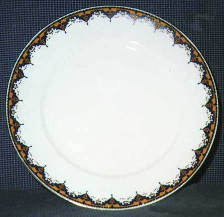 PUN42 Dinner Plate