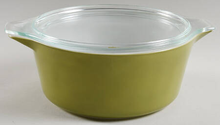 Verde (Green) 2.5 Qt Round Covered Casserole