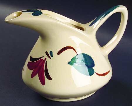 Ivy Red Blossom 32 Oz Dutch Jug