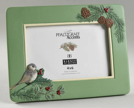 Winterwood Green Frame-Holds 4" X 6"