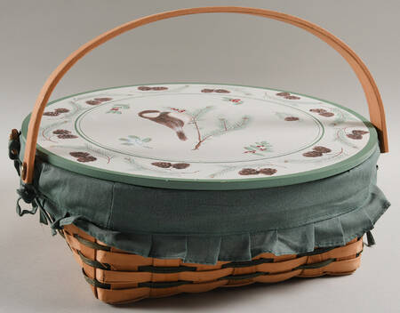 Winterwood Green Pie Basket
