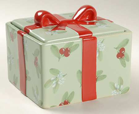 Winterwood Green Square Candy Box