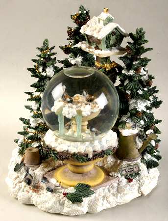 Winterwood Green Musical Water Globe