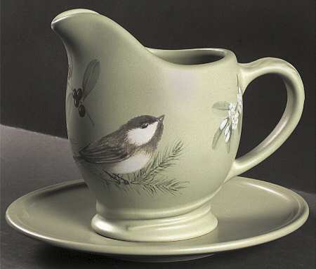 Winterwood Green Gravy Boat & Underplate
