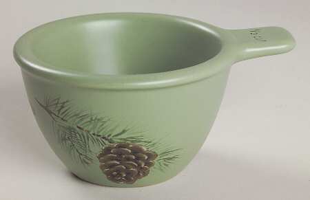 Winterwood Green 1/2 Cup Measuring Cup