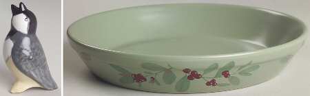 Winterwood Green 9" Pie Baking Plate with Pie Bird