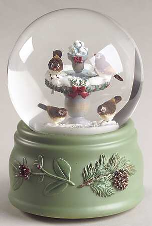 Winterwood Green Snow Globe