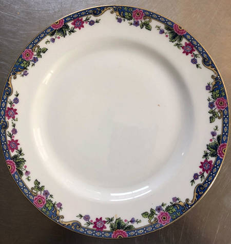 POY162 Luncheon Plate