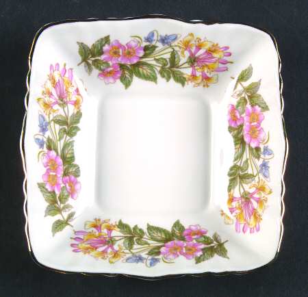 Country Lane (Fluted Rim) Small Square Sweet Meat Dish