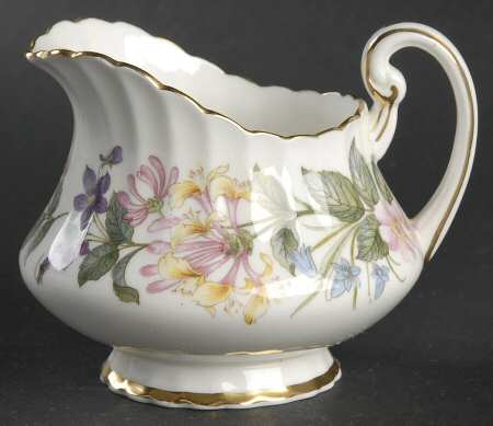 Country Lane (Fluted Rim) Creamer