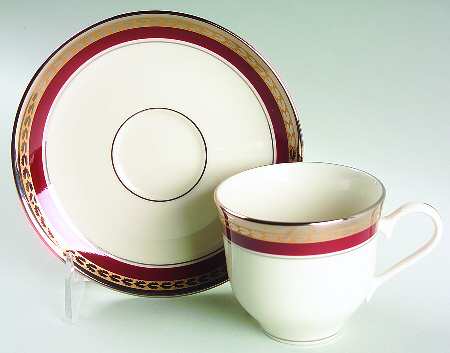 Chateau Flat Cup & Saucer Set