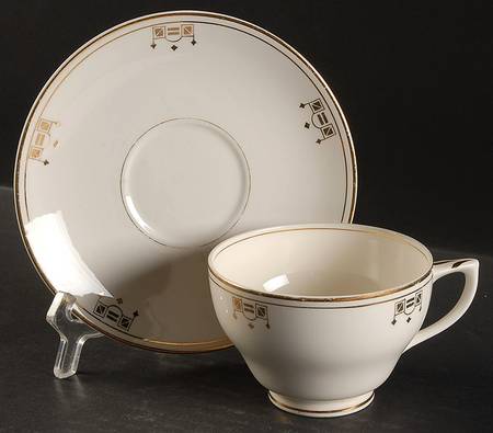POP125 Footed Cup & Saucer Set