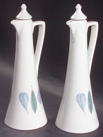 Seasons Leaves Vinegar and Oil Set with Stoppers
