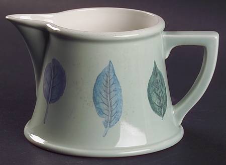 Seasons Leaves Oversize Creamer
