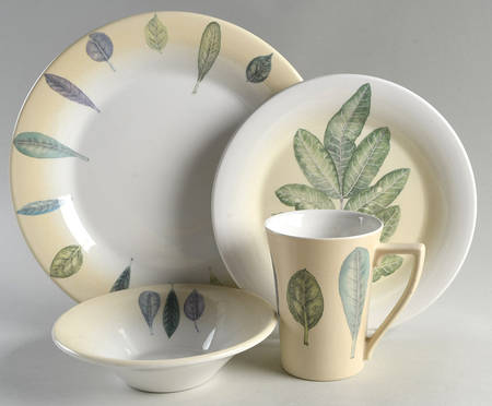 Seasons Leaves 4 Piece Place Setting