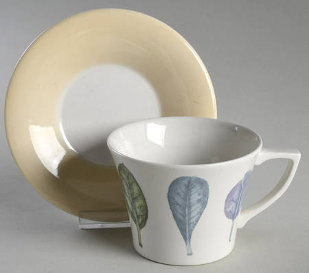 Seasons Leaves Flat Cup & Saucer Set