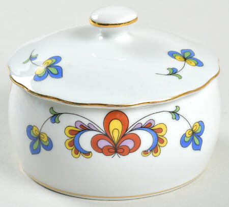 Farmer's Rose (Scalloped, Gold Trim) Sugar Bowl & Lid