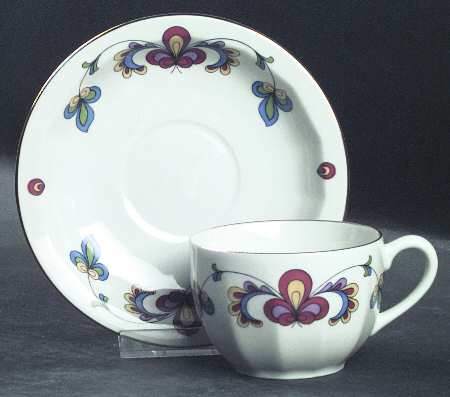 Farmer's Rose (Ribbed, Gold Trim) Flat Demitasse Cup & Saucer Set