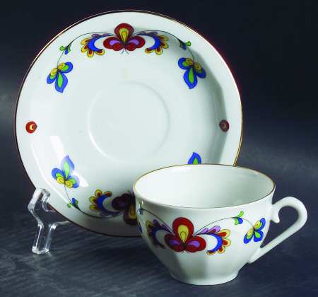 Farmer's Rose (Ribbed, Gold Trim) Flat Demitasse Cup & Saucer Set