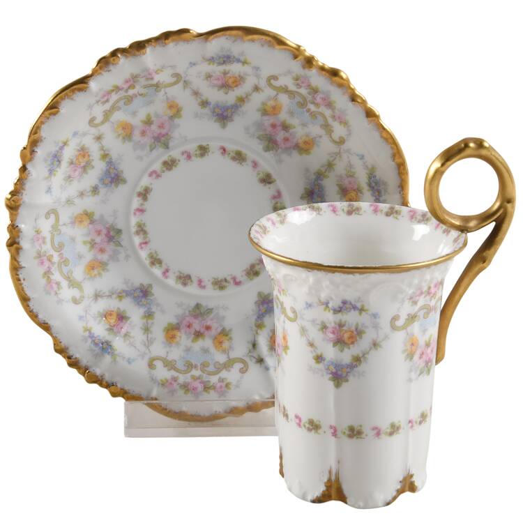 POY195 Chocolate Cup & Saucer Set