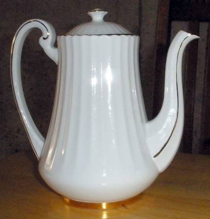 498 Coffee Pot & Lid