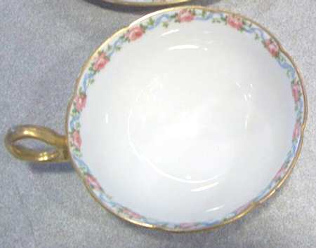 POY204 Footed Cup
