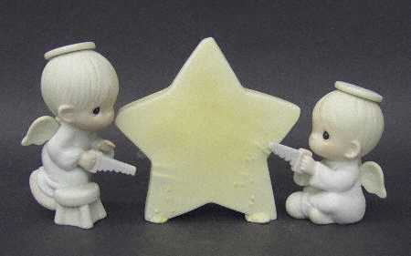 We Saw A Star Cedar Tree Mark - Cedar Tree Trademark With Box