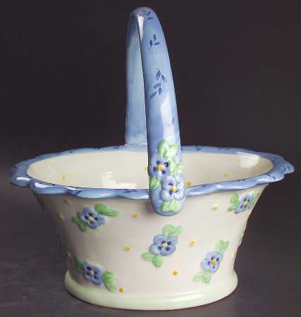 Summer Breeze Sculpted Basket