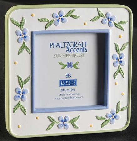 Summer Breeze Frame-Holds 3 1/2" X 3 1/2"