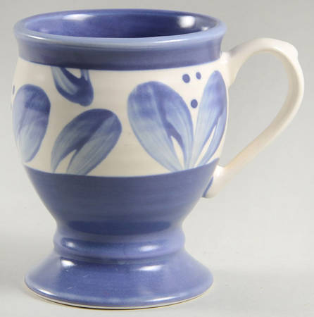 Villa Flora Pedestal Mug
