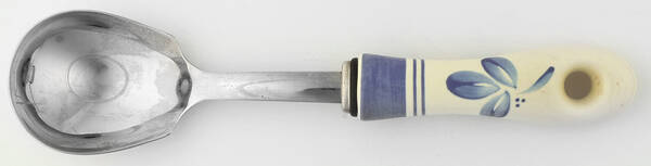 Villa Flora Serving Spoon with Stainless Bowl